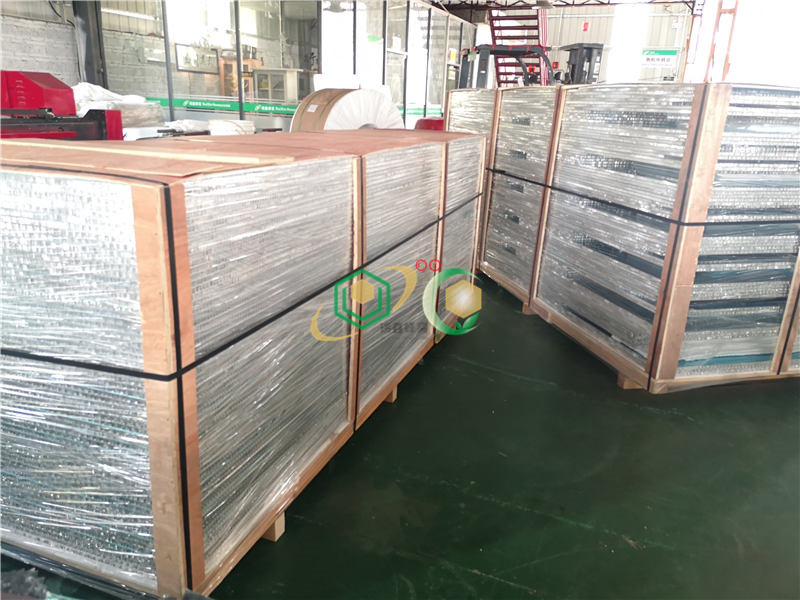 蜂窝板出货图 (6)