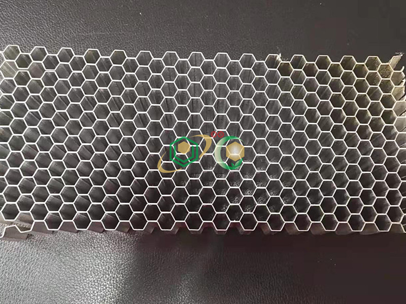 激光焊接铝、不锈钢蜂窝芯  (6)